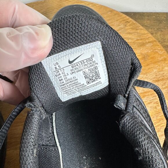 Nike Air Max Plus Triple Black Shoes Mens Size 8.5 604133-050 - Picture 8 of 9